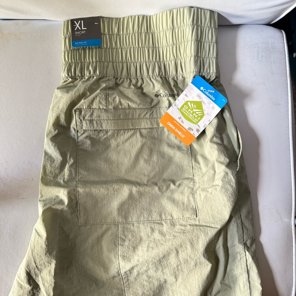 NWT Columbia Active Fit Shorts